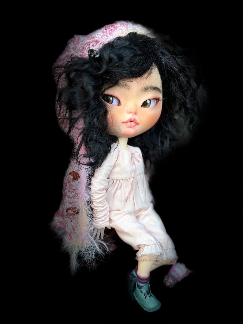 OOAK Custom Blythe Doll – Hand‑Carved Face, Mohair hair, Realistic Eyechips, Art Doll for Collectorsl, sculpted eyes, Freya image 7