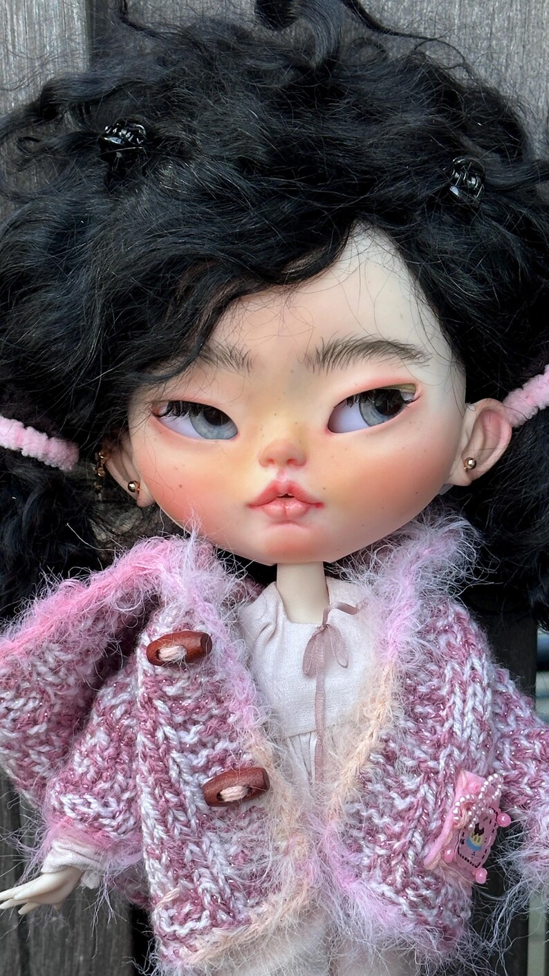 OOAK Custom Blythe Doll – Hand‑Carved Face, Mohair hair, Realistic Eyechips, Art Doll for Collectorsl, sculpted eyes, Freya image 4