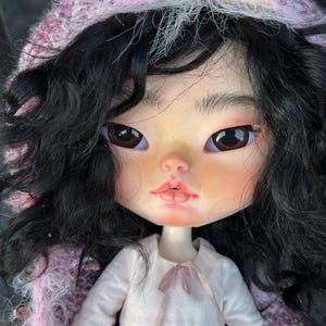 OOAK Custom Blythe Doll – Hand‑Carved Face, Mohair hair, Realistic Eyechips, Art Doll for Collectorsl, sculpted eyes, Freya image 2