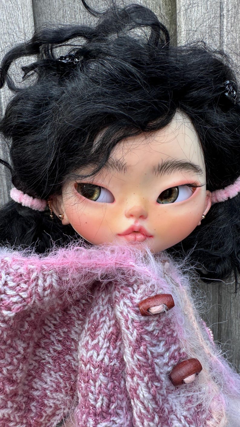 OOAK Custom Blythe Doll – Hand‑Carved Face, Mohair hair, Realistic Eyechips, Art Doll for Collectorsl, sculpted eyes, Freya image 12