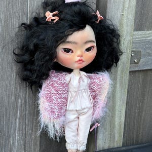 OOAK Custom Blythe Doll – Hand‑Carved Face, Mohair hair, Realistic Eyechips, Art Doll for Collectorsl, sculpted eyes, Freya image 6