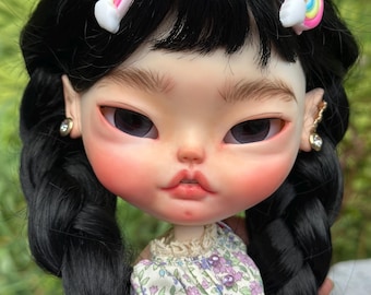 OOAK Custom Blythe Doll: Sculpted Face, Long Black Hair, Articulated Body, Asian look