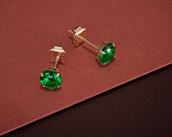 9ct Yellow Gold Birthstone Stud Earrings for Women Girls May Green Coloured Cubic Zirconia Emerald. 5mm *5mm
