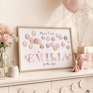 Könnte beinhalten: Ein rechteckiger gerahmter Druck mit dem Text Meine Taufe und EMILIA in rosa Buchstaben sowie dem Datum 18. Mai 2025. Das Design zeigt Aquarellillustrationen von rosa, pfirsichfarbenen und cremefarbenen Luftballons, Schmetterlingen und Blumen.