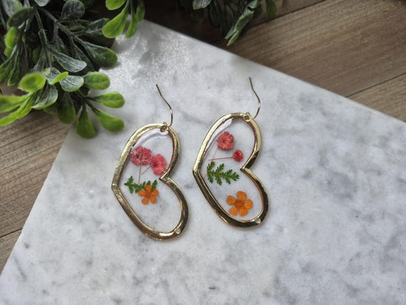 Pressed Flower Heart Resin Earrings: 14k Gold Plated Hooks.