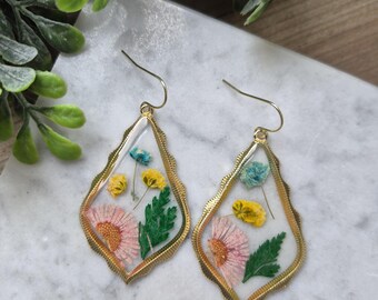 Pressed Flowers Teardrop Earrings, Real Dried flowers