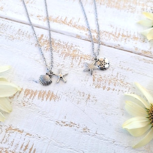 Charm Necklace, Beachy Sea Creatures, Starfish, Seashell, Fish, Sand Dollar, Summer Necklace, Charm Necklace, Gift Idea, Summer Necklace