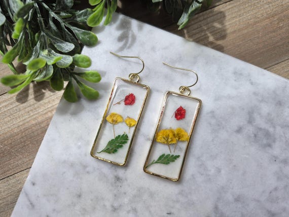 Pressed Flower Rectangle Resin Earrings: Real Pressed Flower Dangle.