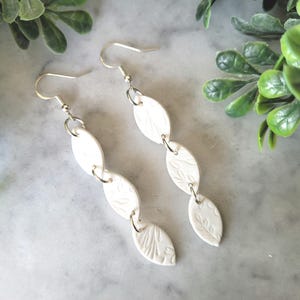 Long White Floral Clay Earrings, White Floral Earrings, Handmade Polymer Clay Earrings, Boho, Bridal Earrings, Long Earrings for Statement