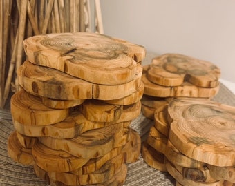 Posavasos de madera de enebro (20 piezas): rebanadas naturales, lijadas y aceitadas