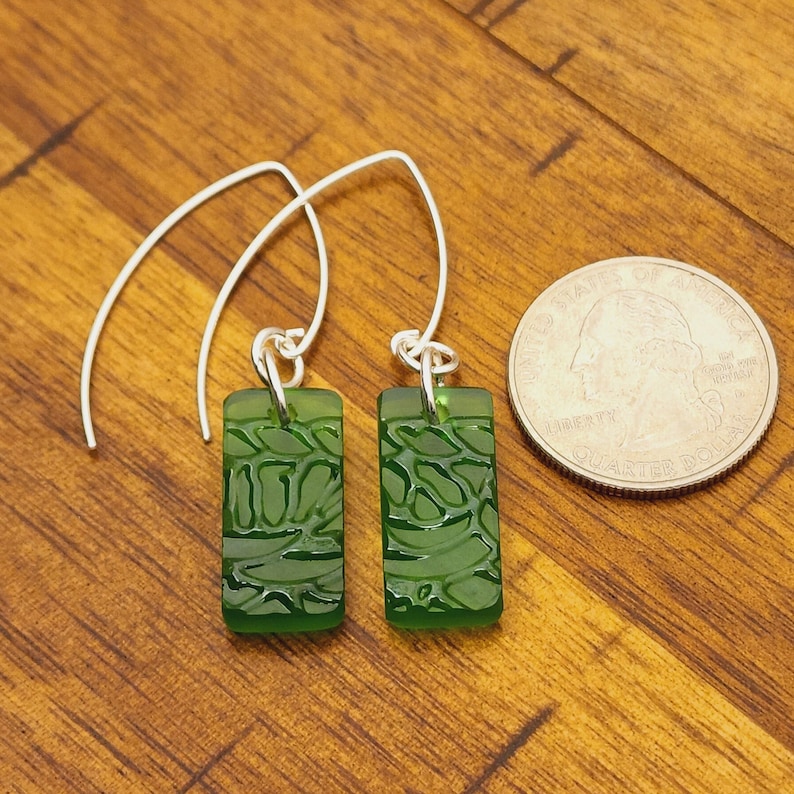 Gin Bottle Earrings | Upcycled Tanqueray Bottle | Recycled Glass Jewelry | Handmade | Sterling Silver bild 6