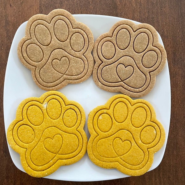 Dog Paw Heart Cookie | Organic Dog Treat | Peanut Butter Bacon Dog Biscuit | Pumpkin Dog Biscuit | Berts Biscuit Bakery