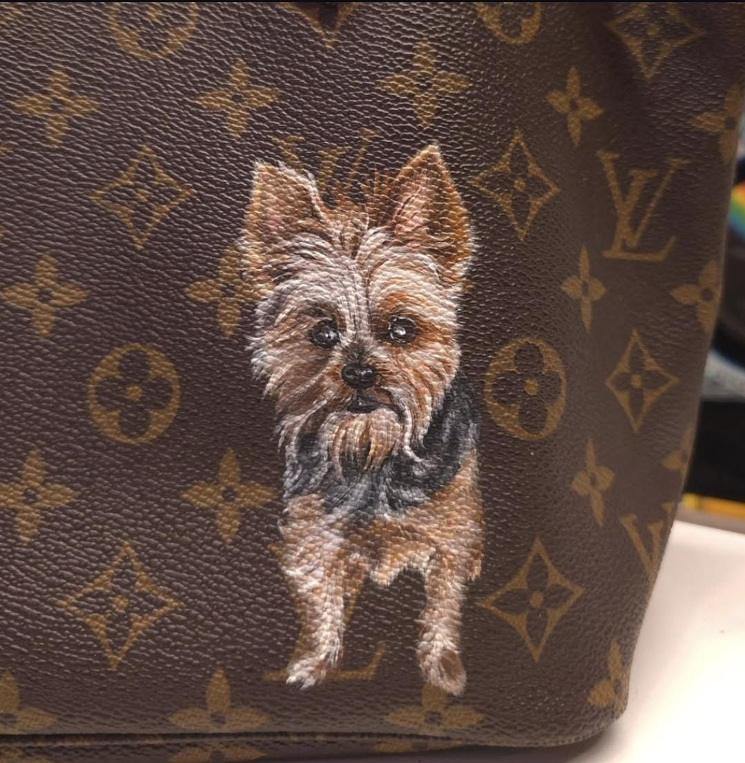 Personalized handpainted pets, Custom Painting on wallet, Personalized dogs, custom Handpainted your peta **Customer provides a bag,