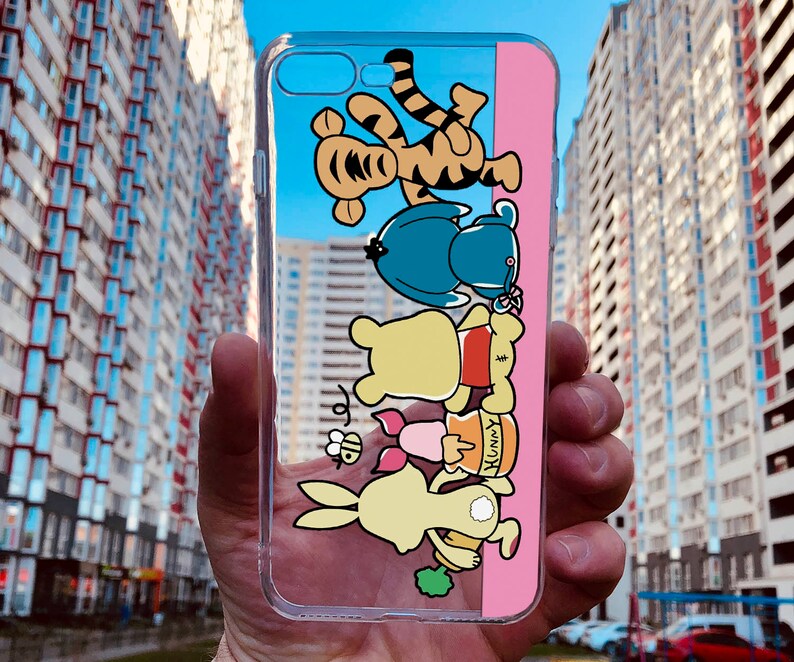 くまのプーさんと仲間たちのスマホケース：スリムな保護カバー 画像 2