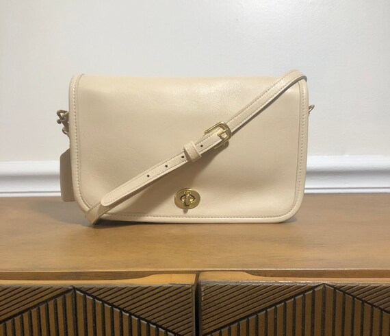 Vintage Coach Penny Pocket