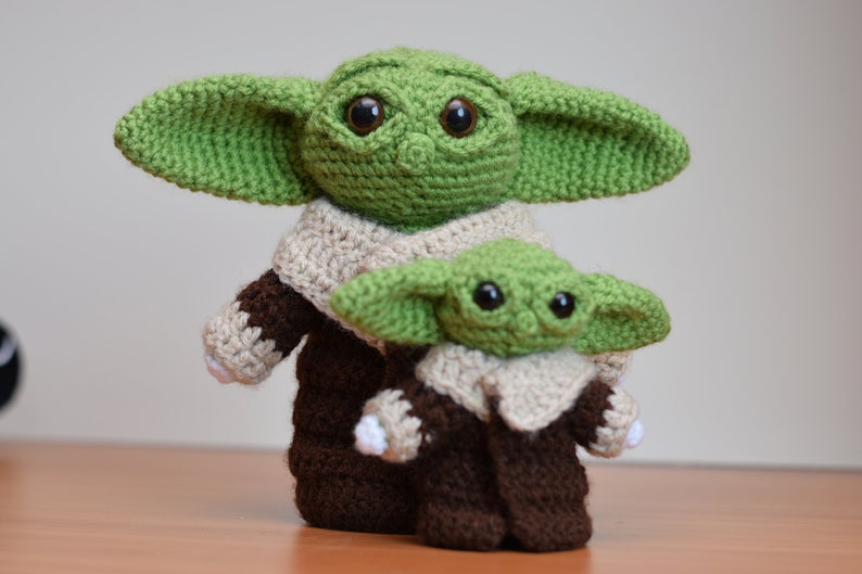 Crochet Baby Yoda PDF Pattern Amigurumi image 5