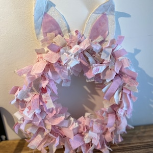 Mini Fabric Rag Wreath - Pink & White