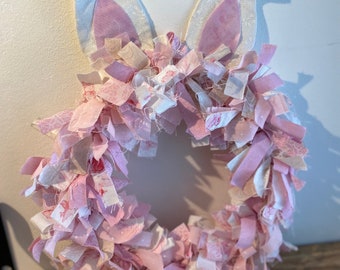 Mini Fabric Rag Wreath - Pink & White