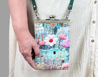 Handmade Floral Print Crossbody Bag: Cotton Kiss Clasp Purse