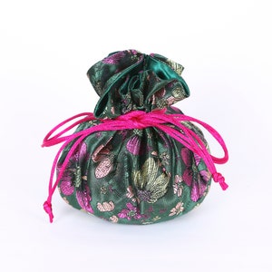 Brocade Jewelry Pouch, Jewelry Organizers, Travel Jewelry Bags.