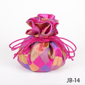 Brocade Jewelry Pouch with Drawstring: Travel Organizer