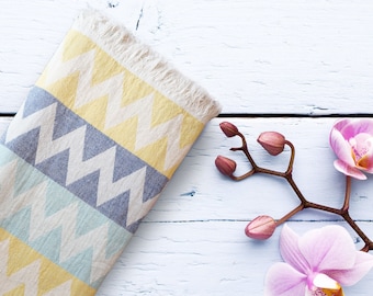 100% Cotton Aztec Pattern, Turkish Peshtemal Double face Bath Towel, Ultra Soft Beach Towel, 70" x 35" Zigzag Yellow