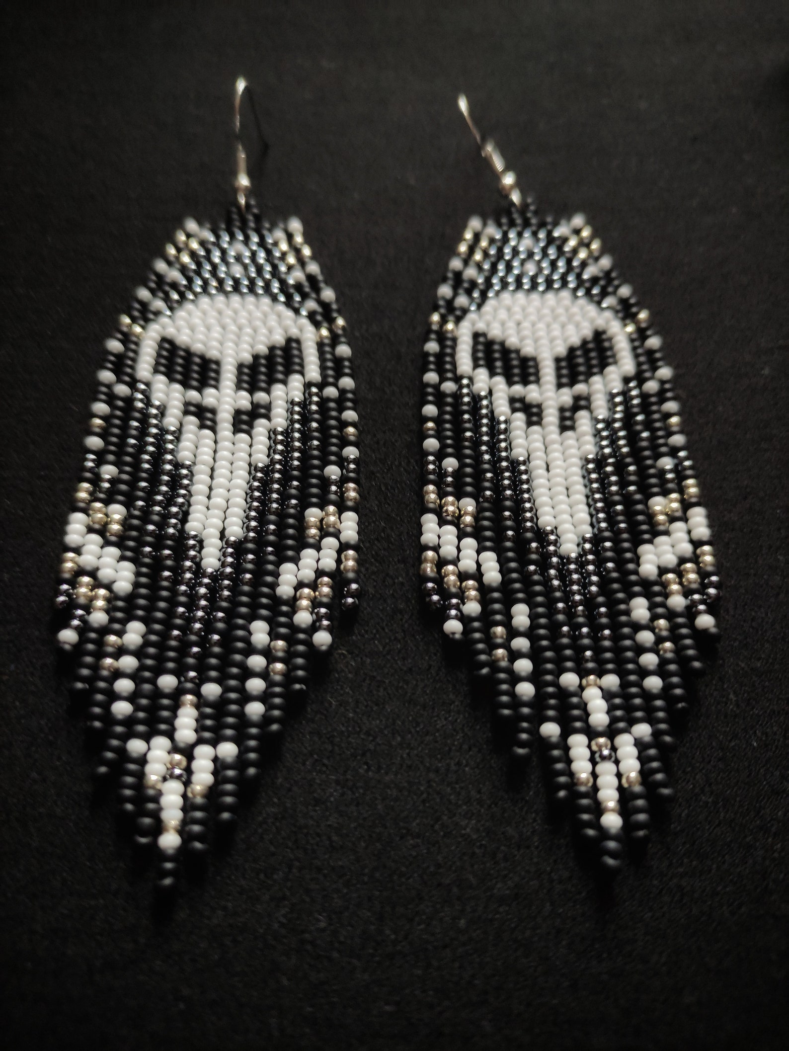 Raven Skull Beaded Earrings With Silver Seed Bead Beadwork Etsy