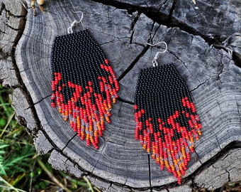 Fire flame beaded earrings Seed bead Beadwork Fringe Glass Beads Aesthetic Slow fashion Fairy core Witchy things Accessories Jewelry Dangle