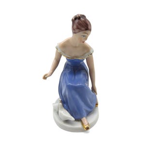 ROYAL DUX Lady in Blue Dress Gold Slippers with Pigeons Czech Vintage 5.5&quot; Figurine