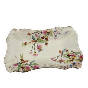 Ceramic Trinket Decorative Dresser Tray Hand-Painted Floral Scalloped Edge Vintage