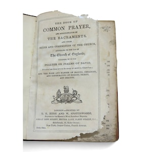 Vintage Book of Common PRAYER SACRAMENTS and Rites Church of England - Damaged