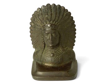 Fermalibri vintage in ghisa a forma di busto di capo nativo americano con finitura bronzo.