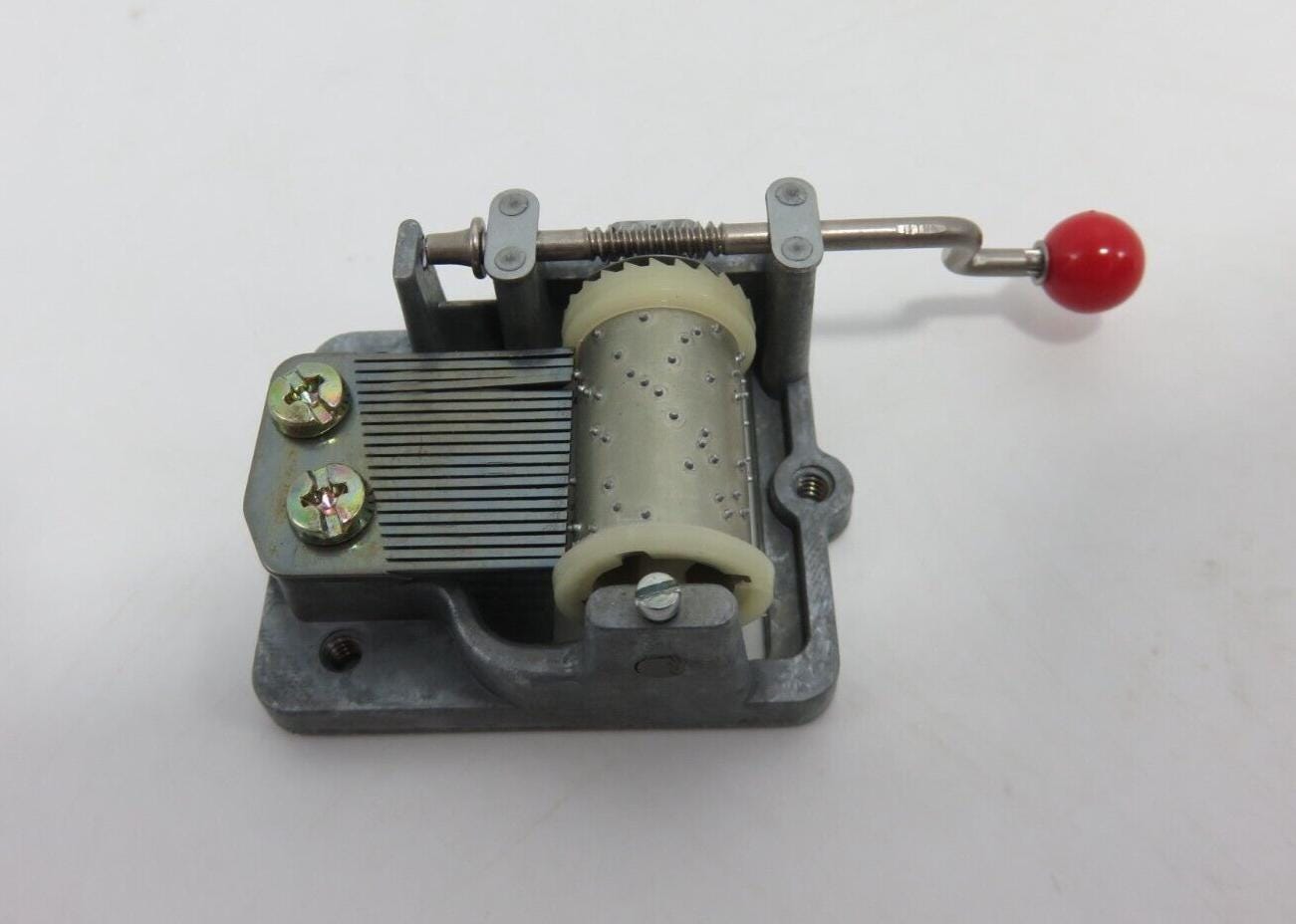 Hurdy Gurdy Raindrops Keep Falling on My Head Music Box Made in Japan