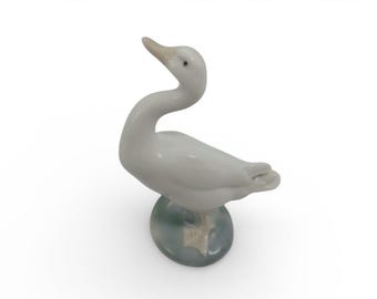 Lladro Goose Small Porcelain Duck Figurine 1970s Vintage-US Duties Prepaid