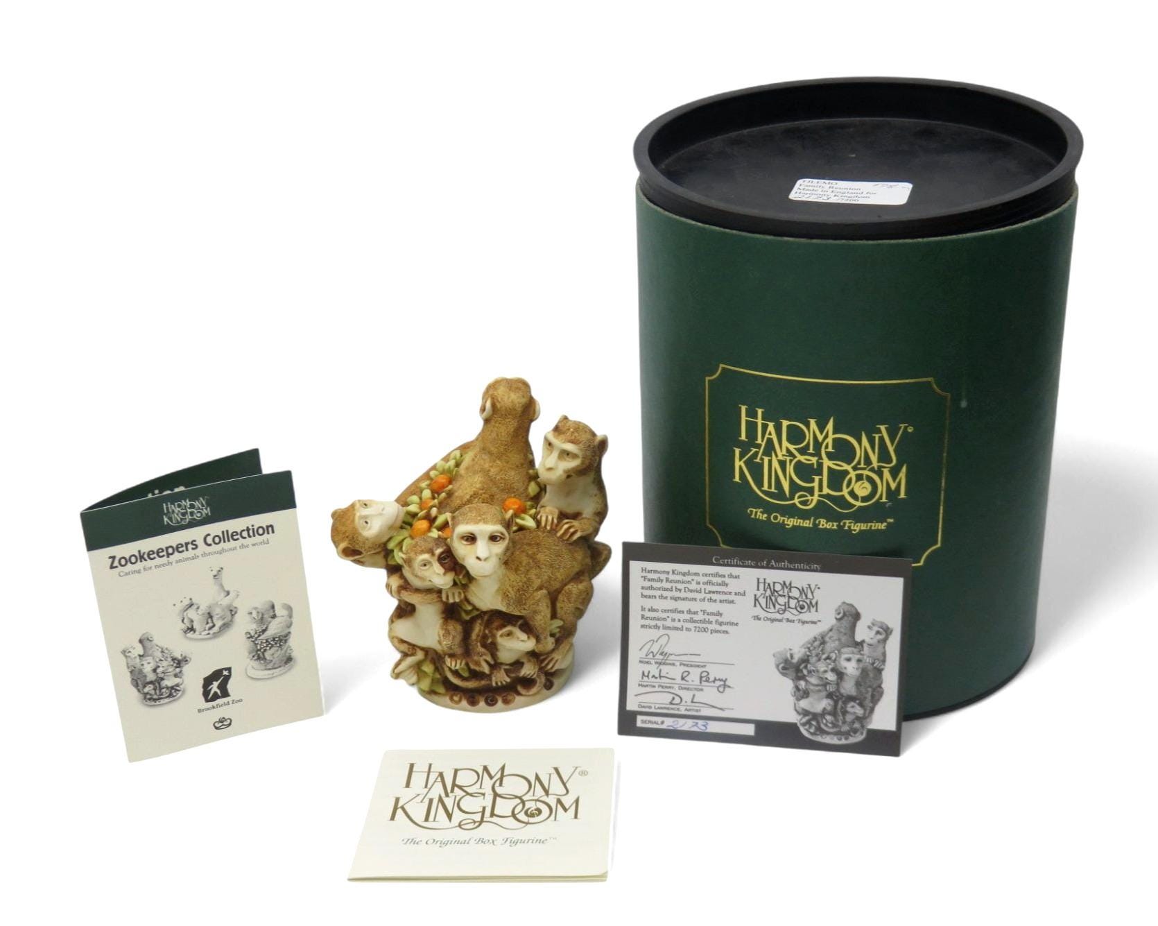 HARMONY KINGDOM Monkey Figurine Box Family Reunion Zookeepers