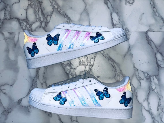 Butterfly Painted Superstar -