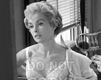 Leigh sexy janet Janet Leigh's