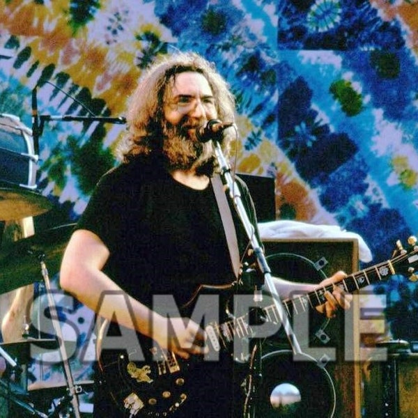 8x10 photo Jerry Garcia of The Grateful Dead in concert