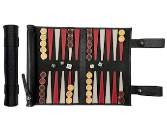 Reise-Backgammon aus feinstem Nubuk Echt-Leder mit handgefertigten Holzspielsteinen Bella Italia Melia Games Backgammon zum Rollen Reise-Backgammon aus feinstem Nubuk Echt-Leder mit handgefertigten Holzspielsteinen Bella Italia Melia Games Backgammon zum Rollen