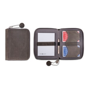 Melia Games Spielkarten Set Deluxe - Hochwertiges Karten-Etui aus feinstem Leder - inkl 2 Kartendecks, Notizblock und Bleistift (Light)