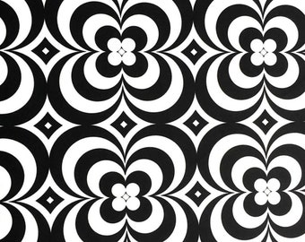 Black and White Retro Floral Fabric 70s Groovy Geometric Flowers Print Fabric Home Decor Curtain Furniture Upholstery Fabric by the Yard