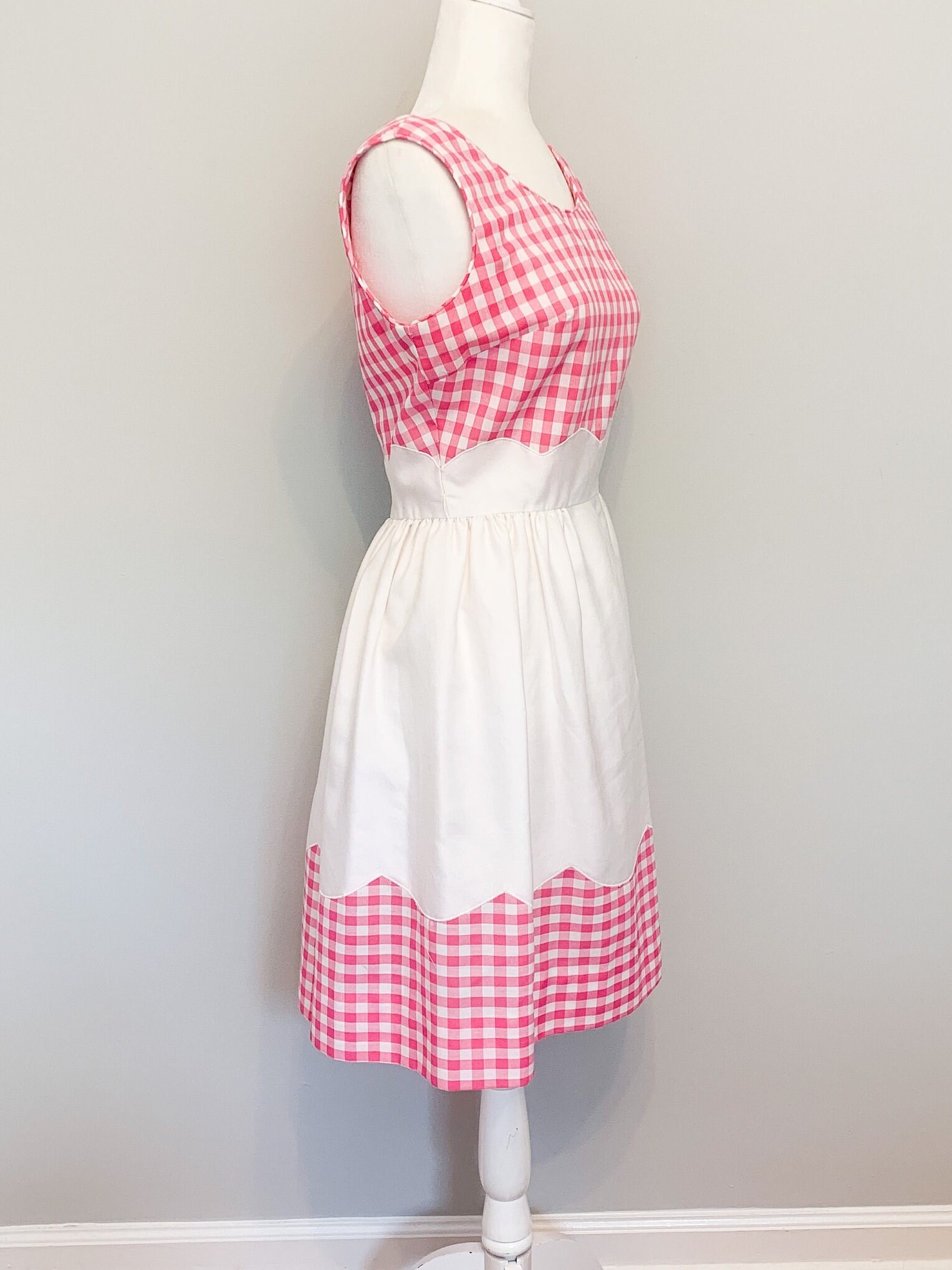 open lace back dress GANNI seersucker gingham dress with puff sleeves – BOREAL REBORN main image 1