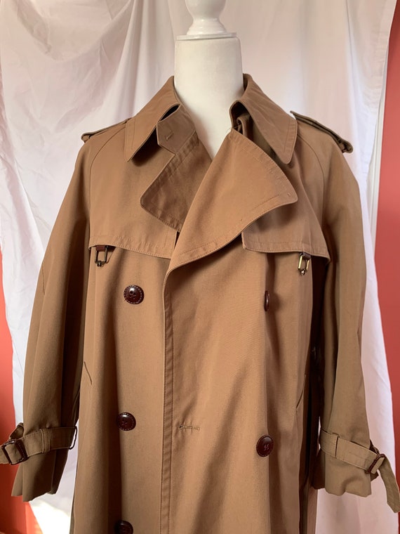 1980s classic vintage trench coat | Etienne Aigner