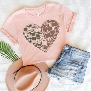 Bibliothek Shirt, Buch Liebhaber Shirt, Lese Shirt, Buch Herz Shirt, Leser Kleidung, Bibliothekar, Bibliothek, Geschenk für sie, Valentinstag, outfit