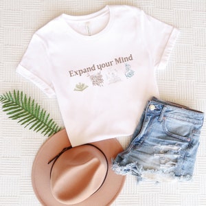 Book Lover Shirt, Librarian Shirt, Library Sweatshirt, Reading T-shirt, Gift for her, Gift Idea, Valentines Day gift, Outfit, Trending