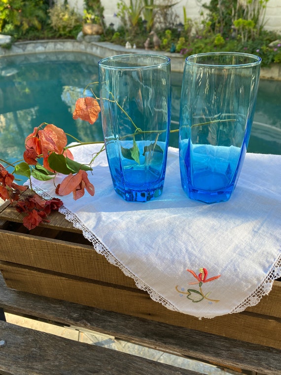 Beautiful Set of 2 Blue Tumblers, Cristar Aqua Tall Glasses, Sky Blue  Amadeus Tea Glassware, Vintage Bar and Drinkware From 1970's, Iced Tea 