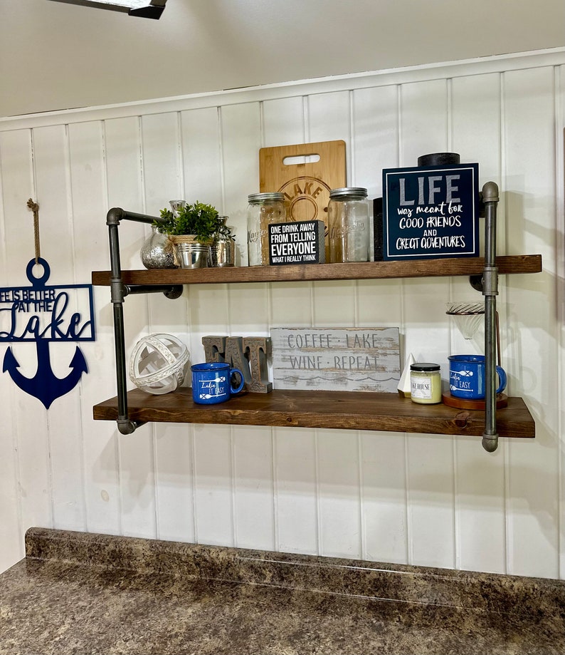 Industrial Pipe Floating Shelves | Farmhouse Wall Mounted Bookcase bild 5