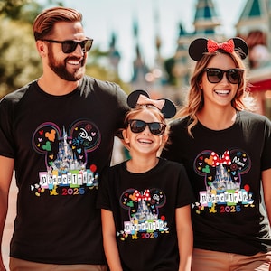 Benutzerdefinierte Disney Trip 2025 Shirt, Disneyland Familienurlaub 2025 Shirt, Disneyworld 2025 Shirts, Disney Urlaub T-shirt, Disney Trip 2025 T-Shirt