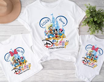 T-shirt Disney Family Trip 2026, T-shirt Disney World 2026, T-shirt Disneyland Trip, T-shirt Disney Family Vacation 2026, Custom Disney Shirt