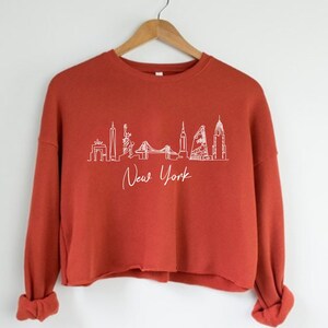 New York Cropped Sweatshirt, New York City Cropped Sweater, New York Cropped Sweater, New York Lover Gift, New York City Cropped Sweater